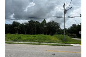 1707 6TH Street, Lehigh Acres, FL 33972 - MLS#2025002724