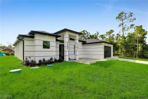 102 Grant Avenue, Lehigh Acres, FL 33936 - MLS#2025002755