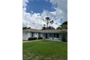 541 Val Mar Dr, Fort Myers