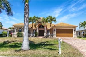 2817 42nd Lane, Cape Coral, FL 33914 - MLS#2025002795