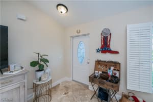 909 6th Court, Cape Coral, FL 33991 - MLS#2025002801