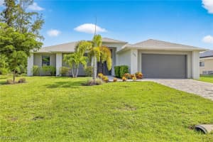 1605 Sw 1st Ter, Cape Coral
