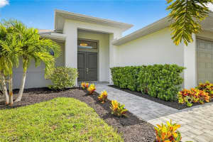 1605 1st Terrace, Cape Coral, FL 33991 - MLS#2025002804