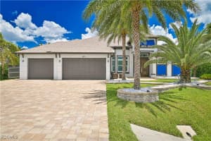 2273 Crystal Dr, Fort Myers