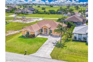 621 37th Avenue, Cape Coral, FL 33993 - MLS#2025002822