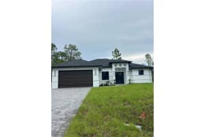731 Chattman St E, Lehigh Acres