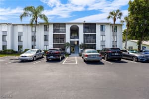 9540 Green Cypress Ln 11, Fort Myers