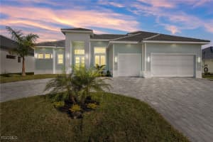 2129 Cape Coral Pkwy W, Cape Coral