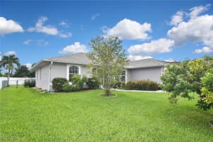 3929 1st Place, Cape Coral, FL 33914 - MLS#2025002963
