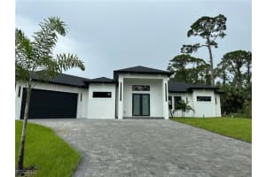 703 Sheldon Ave, Lehigh Acres