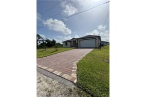 104 Olive Circle, Lehigh Acres, FL 33971 - MLS#2025003089