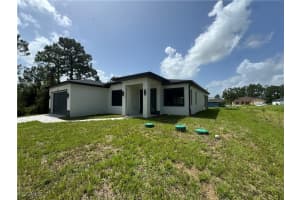 5227 4th Street, Lehigh Acres, FL 33971 - MLS#2025003120