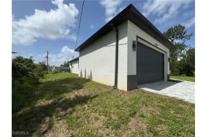 5227 4th Street, Lehigh Acres, FL 33971 - MLS#2025003120