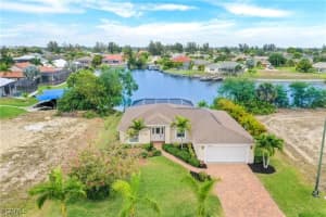 1723 Sw 31st Ln, Cape Coral
