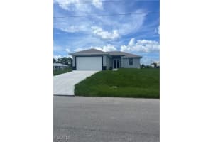 2900 21st St W, Lehigh Acres