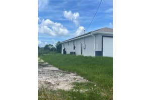 2900 21st Street, Lehigh Acres, FL 33971 - MLS#2025003209