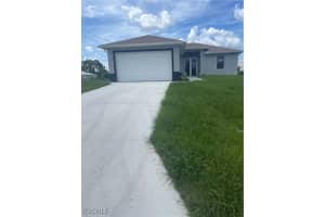 2900 21st Street, Lehigh Acres, FL 33971 - MLS#2025003209