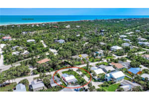 1657 Atlanta Plaza Dr, Sanibel