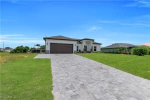 2520 Diplomat Parkway, Cape Coral, FL 33993 - MLS#2025003219