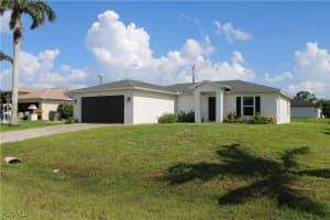 318 Nw 14th St, Cape Coral