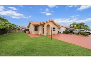 4950 Sw 145th Ave, Miami
