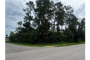 701 6th Street, Lehigh Acres, FL 33972 - MLS#2025003356