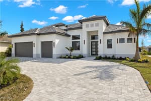 1422 Mohawk Pkwy, Cape Coral