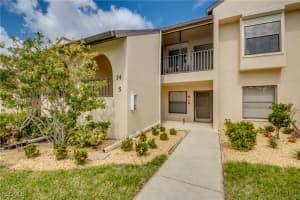 8514 Charter Club Cir 14, Fort Myers