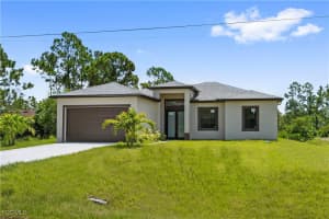 719 Fullerton Ave S, Lehigh Acres