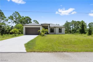 719 Fullerton Avenue, Lehigh Acres, FL 33974 - MLS#2025003421