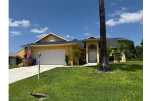 403 Poinsettia Ave, Lehigh Acres