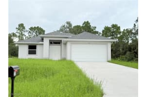 739 Sunrise Blvd, Lehigh Acres