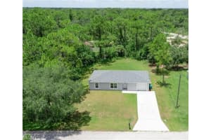 6004 Moss Circle, Labelle, FL 33935 - MLS#2025003483