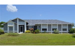 211 Sw 47th St, Cape Coral