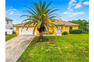 521 18th Place, Cape Coral, FL 33993 - MLS#2025003559