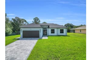 504 Henry Avenue, Lehigh Acres, FL 33972 - MLS#2025003579
