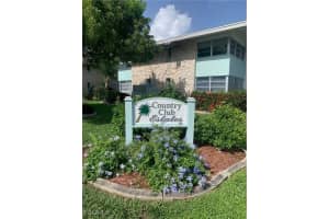 4202 Se 4th Pl 10, Cape Coral