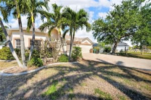 106 33rd Avenue, Cape Coral, FL 33991 - MLS#2025003627