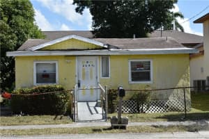 2849 Price Ave, Fort Myers