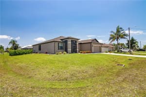 3817 14th Avenue, Cape Coral, FL 33914 - MLS#2025003636