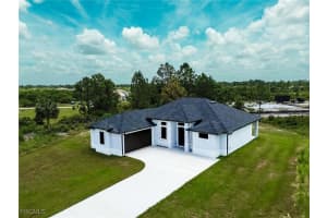 646 Camilla Street, Lehigh Acres, FL 33974 - MLS#2025003638
