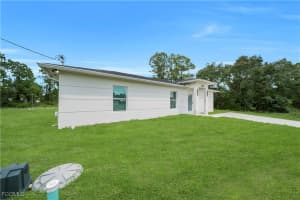 820 Hibiscus Ave, Lehigh Acres