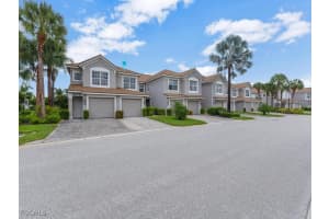 9570 Hemingway Ln 3207, Fort Myers