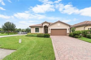 9481 River Otter Dr, Fort Myers