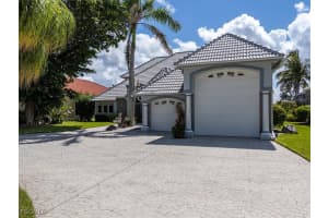 14871 Laguna Drive, Fort Myers, FL 33908 Sold 09/30/25