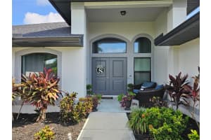 1733 Sw 29th Ter Cape Coral, FL 33914 - Off Market