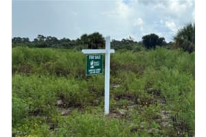 124 Ardmore Circle, Labelle, FL 33935 - MLS#2025003956