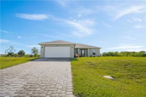 2909 1st Avenue, Cape Coral, FL 33909 - MLS#2025003976