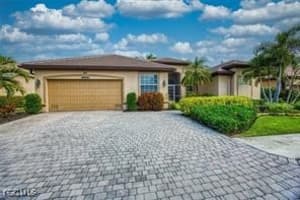 14063 Clear Water Lane, Fort Myers, FL 33907 - MLS#2025003989