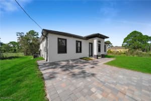 946 Panda Drive, Lehigh Acres, FL 33974 - MLS#2025003992